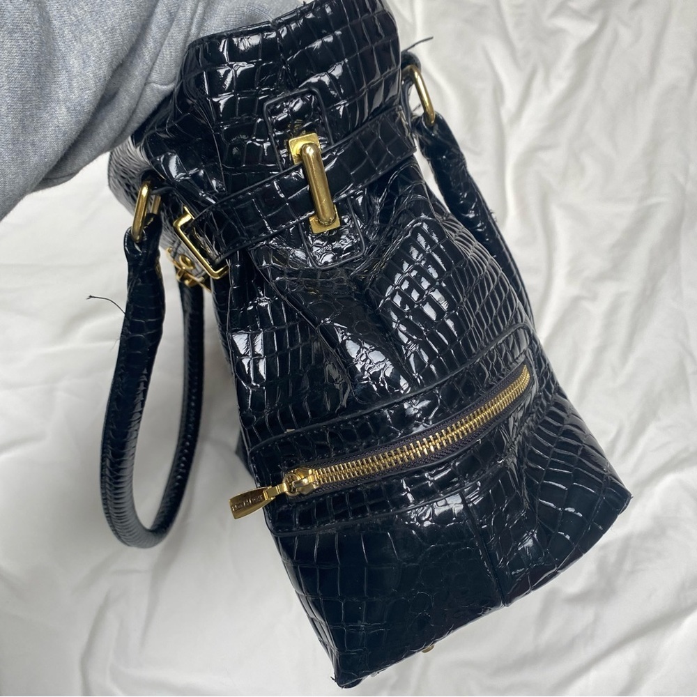 Vecceli Italy Faux Crocodile Embossed Handbag black gold - Picture 5 of 9